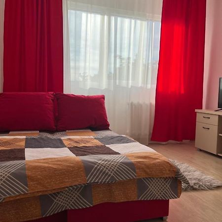 Apartmán Apart Uta 2 Arad Exteriér fotografie