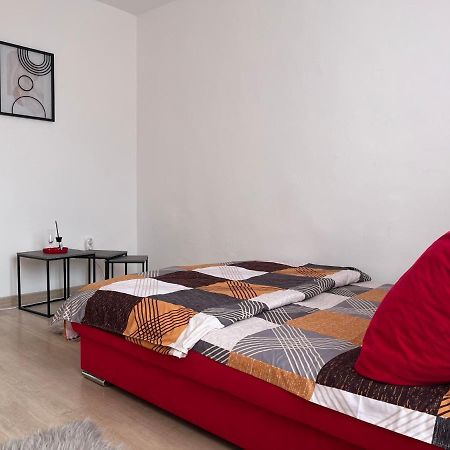 Apartmán Apart Uta 2 Arad Exteriér fotografie